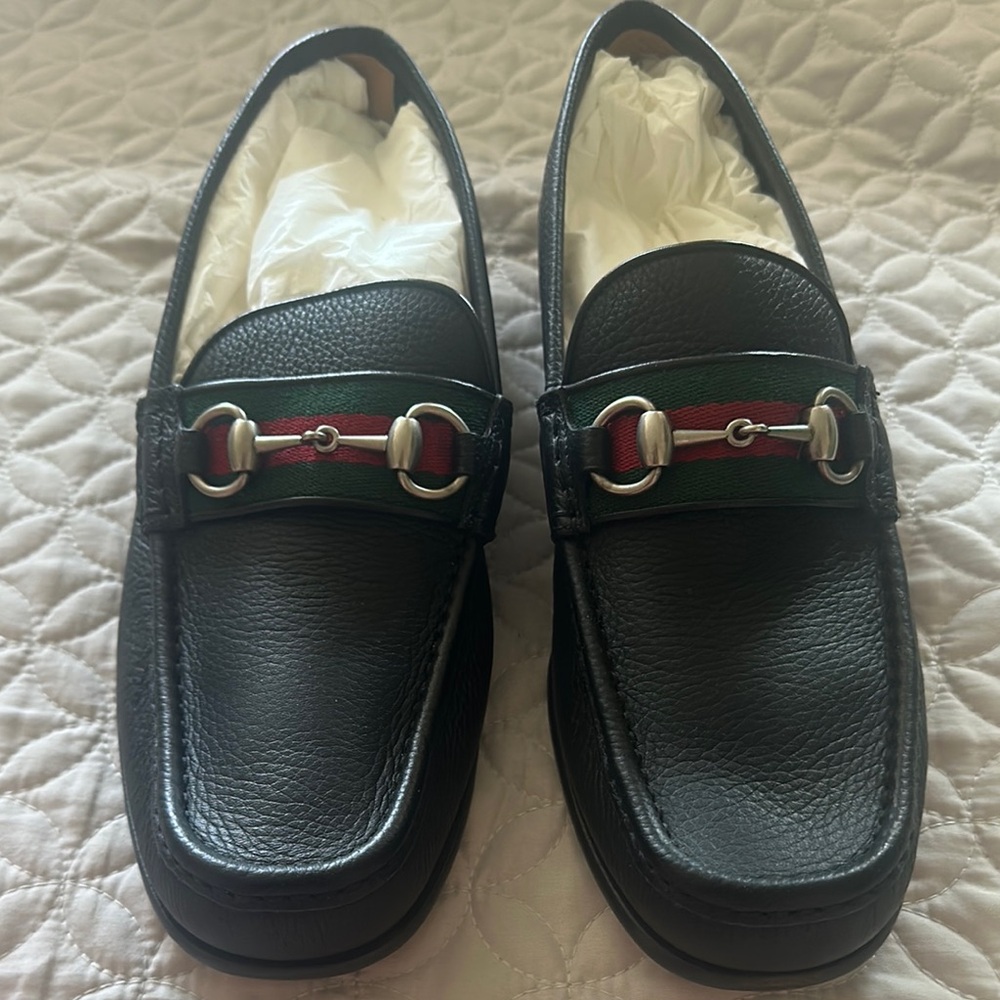 Gucci Black and Red Leather Loafers with Horsebit Detail NWOT Authentic